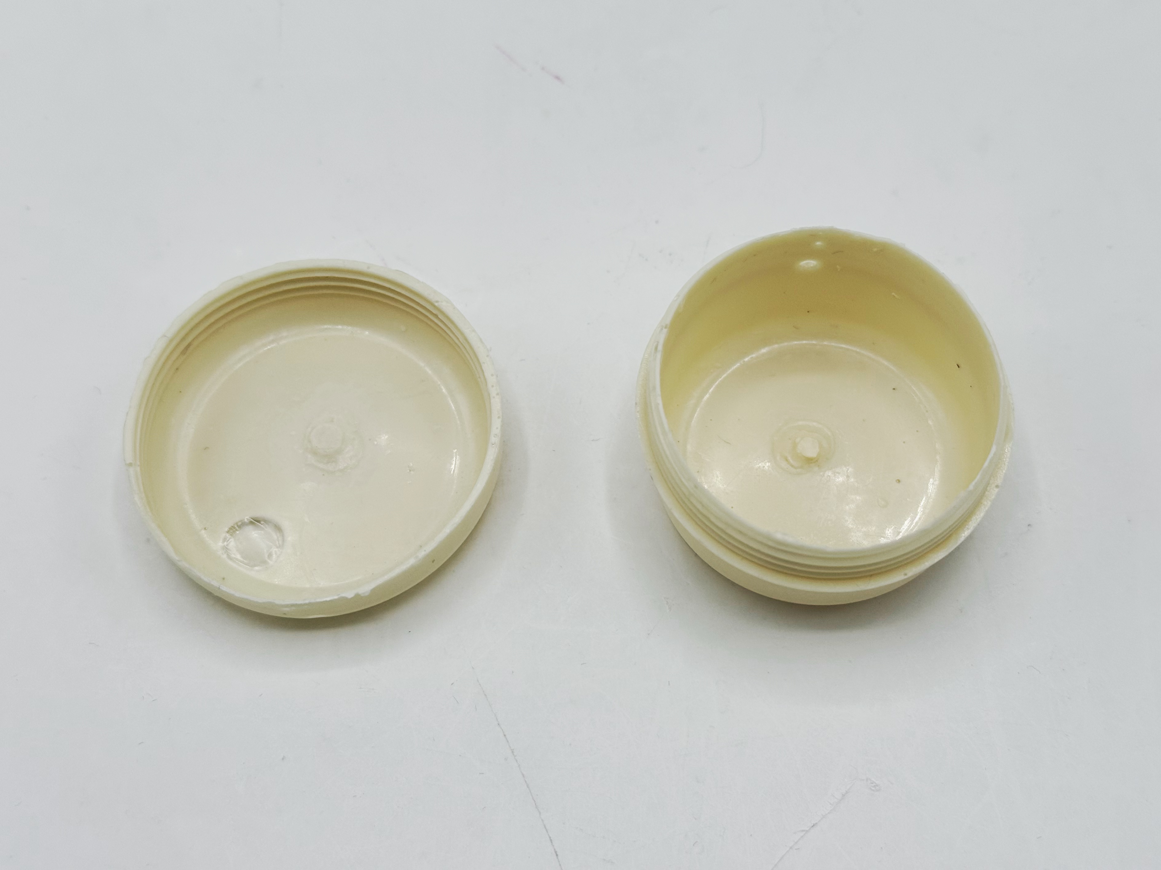 Silicone Mold Experiments II — ESP32 container cast in polyurethane resin