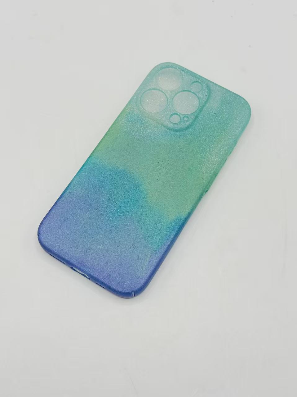 Round 3 phone case with aurora color gradient