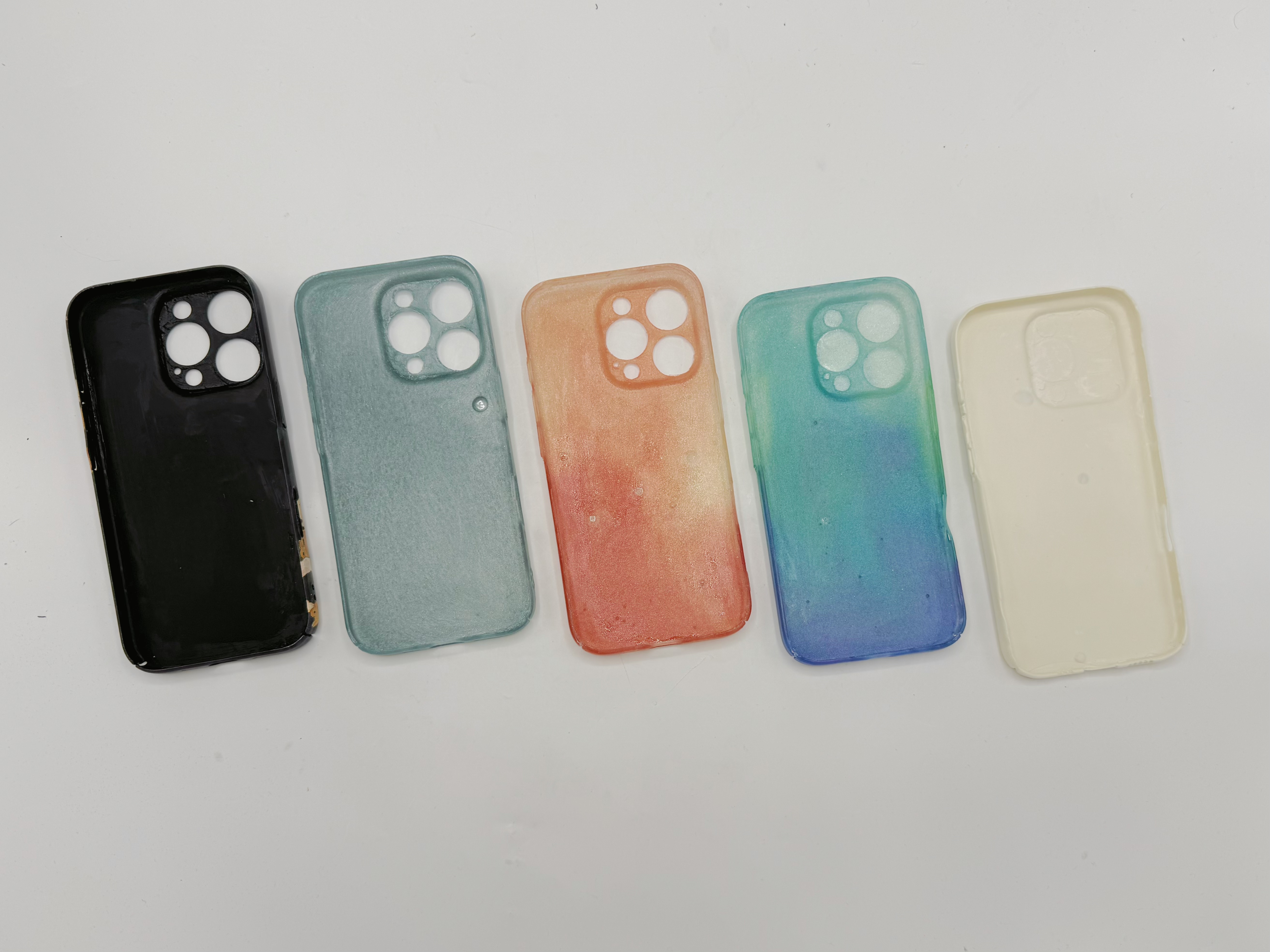 All four phone case casts from side
