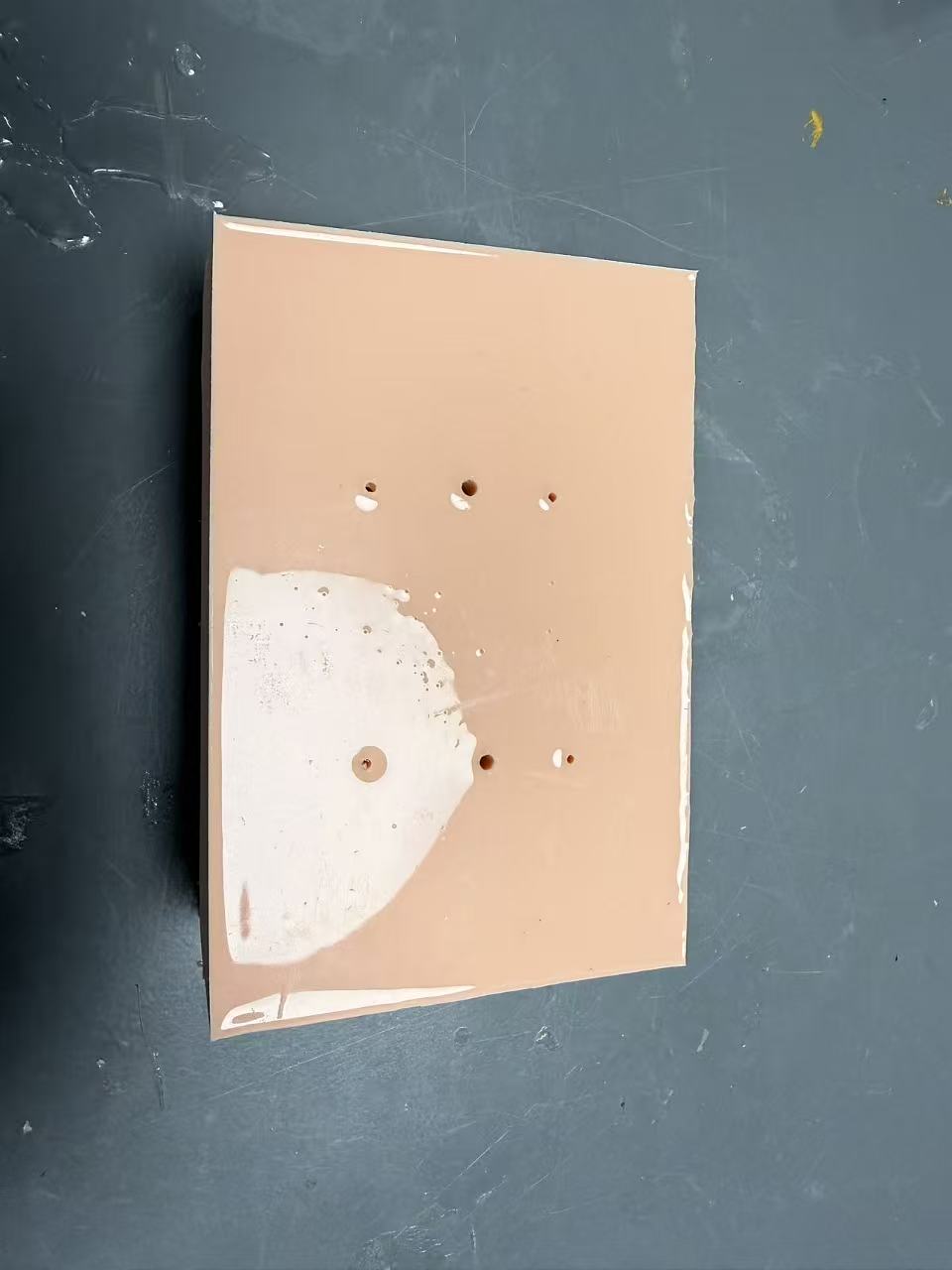 Removing vent and sprue core from cured silicone